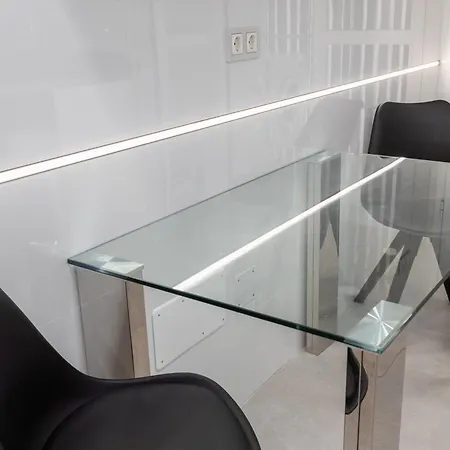 5a Mtr - Temporary Rent Luminoso Vista Mar Av Del Mar * ماربيا